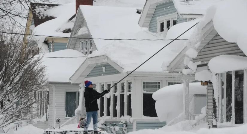 Az Egyesült Államokban tízmilliók lakóhelyére adtak ki téli riasztást, légijáratok százait törölték