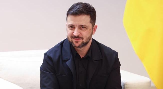 Zelenszkij: a 20 pontos béketerv tervezete 90%-ban elkészült