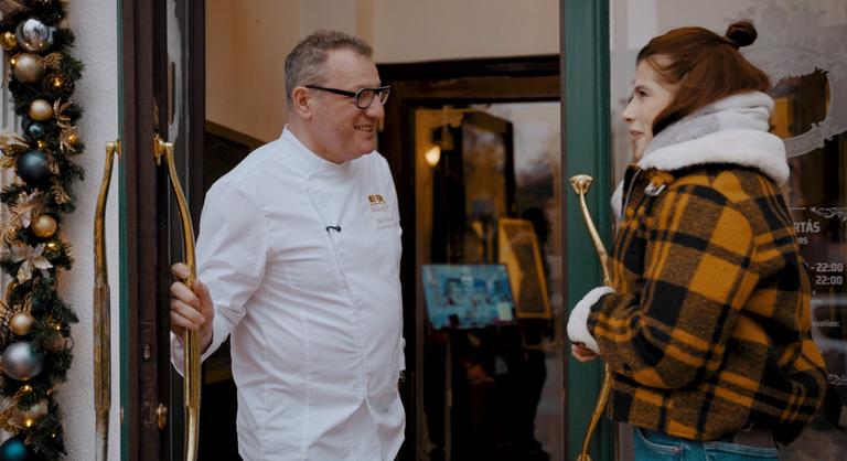 Így lesz tökéletes az ünnepi halászlé: a Gundel sztárséfje elárulta a titkot