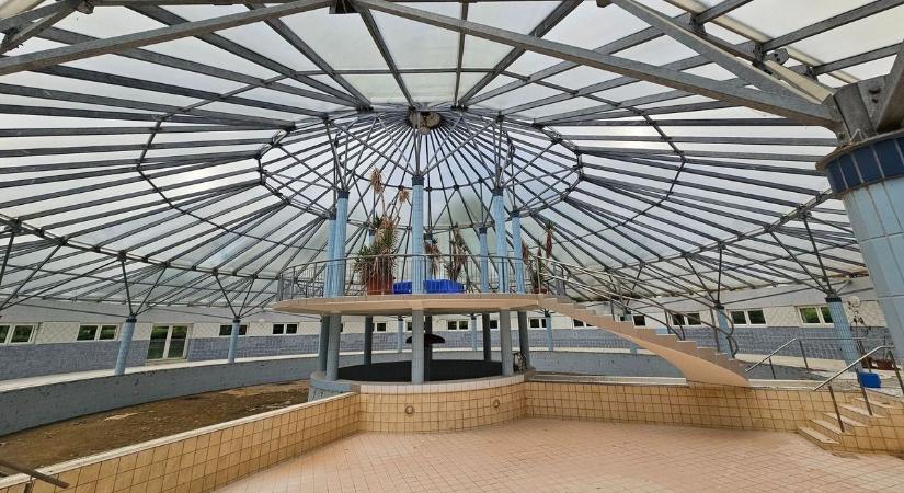 Bezárt a zalai termálfürdő! A medencékből eltűnt a víz is – augusztusi hírmustra