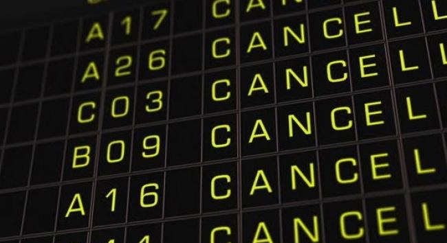 Tízmilliók lakóhelyére adtak ki téli riasztást, légijáratok százait törölték az Egyesült Államokban