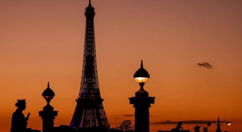 Késelés a párizsi metróban, három nő megsérült