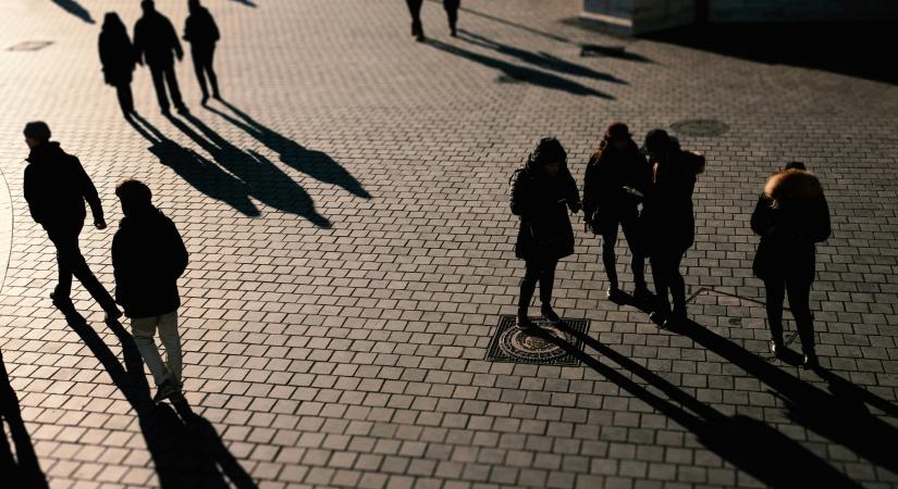 Fordulópont a dohányzásban: egyre több felnőtt vált füstmentes megoldásra