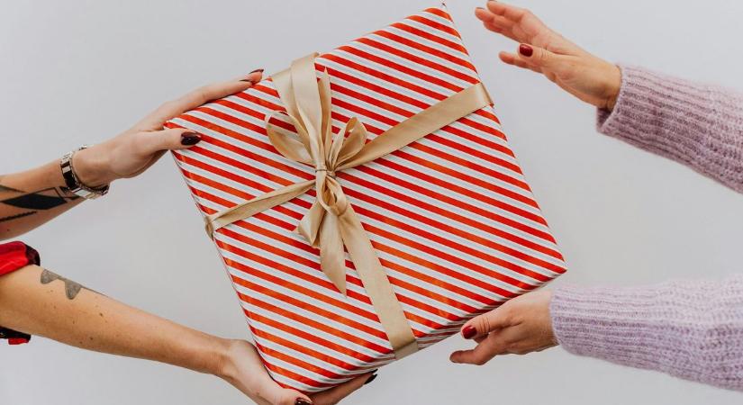 Mit tehetsz a fölösleges karácsonyi ajándékokkal? Itt a visszavételi útmutató