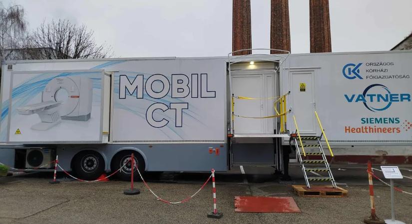 Ultramodern, AI alapú mobil CT-vel vizsgálják a betegeket a Budapesti Bajcsy-Zsilinszky Kórházban