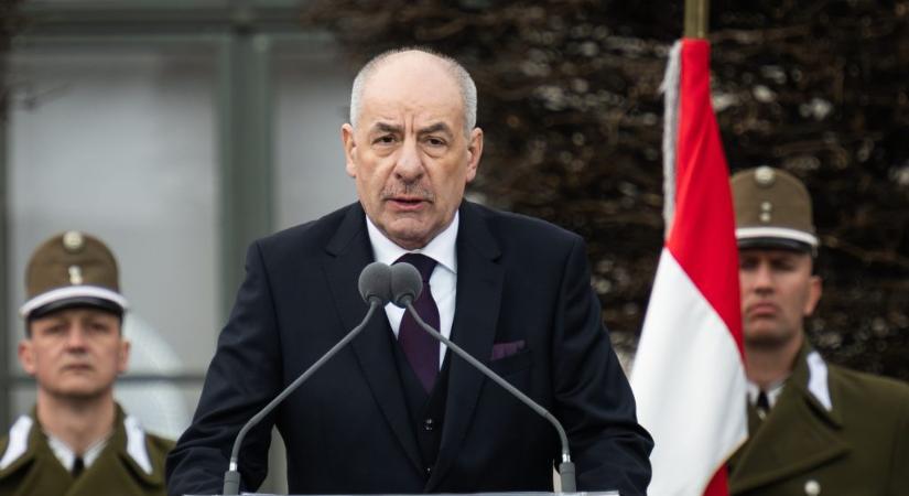 Sulyok Tamás kirúgott kommunikációs igazgatója: „Ők nem az emberekért, ők a saját jólétükért gondoltak dolgozni”