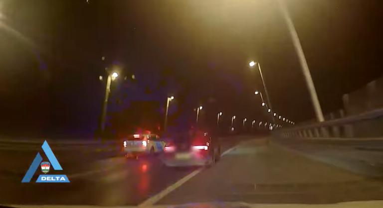 Karácsony reggel autós hajszába keveredtek a rendőrök Budapesten