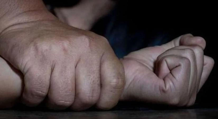 Bedrogozta, megerőszakolta, más férfiaknak adta feleségét – évekig tartott a rémálom