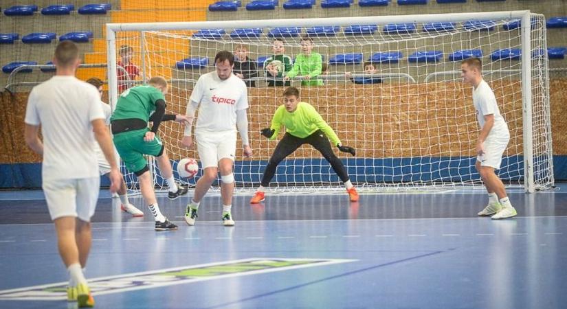 Focival a gyógyulásért: a Csomós Emlékteam és Bella Likőr csoportelsőként jutott tovább