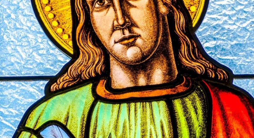 Szent János apostol és evangélista ünnepe: A szeretet tanúja és a boráldás hagyománya