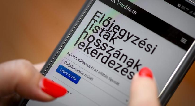 2030-ra kapott időpontot egy térdprotézisre váró beteg