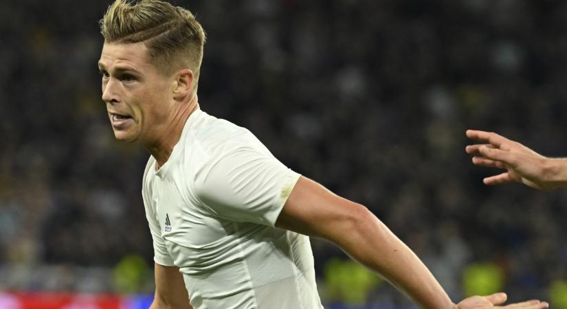 Csoboth Kevin eljegyezte párját Dubajban