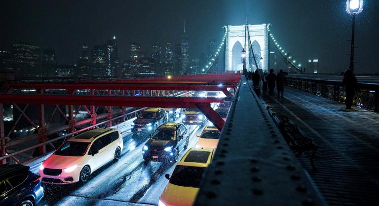 New York térségében csaknem 800 járatot töröltek