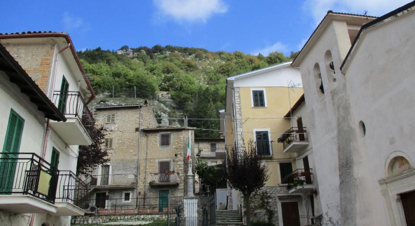 Harminc év után először született kisbaba egy olasz faluban