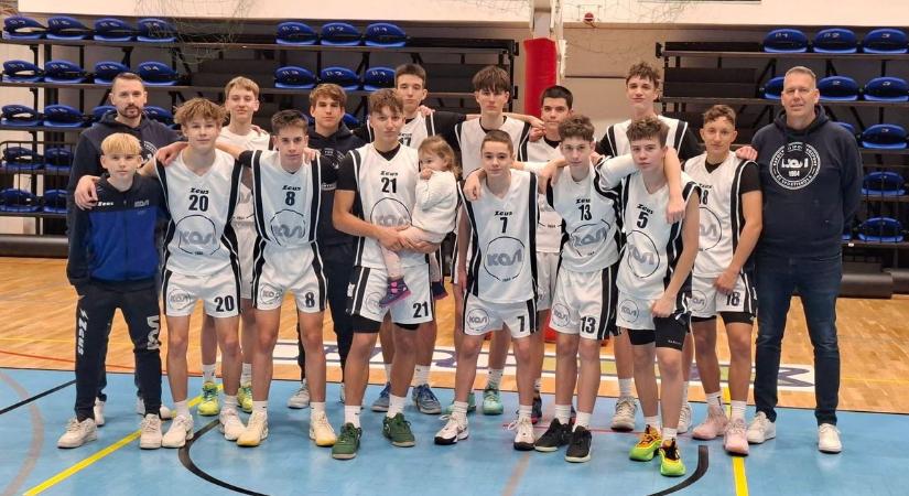 Mindkét meccsét megnyerte a KASI kadett kosárlabdacsapata