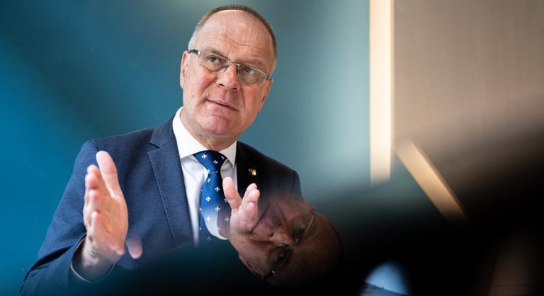 Átalakul az önkormányzati rendszer, ha jövőre nyer a Fidesz–KDNP