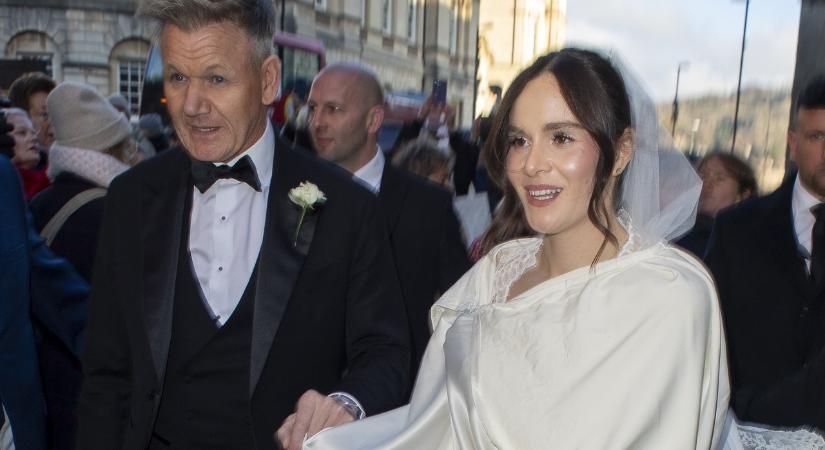 Férjhez ment Gordon Ramsay egyik lánya. Gyönyörű menyasszony volt a 25 éves Holly