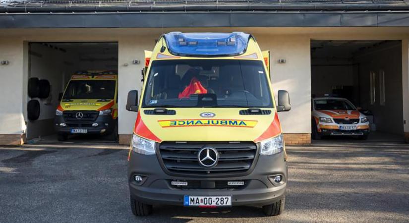 Több mint száz új mentőautóval bővül az Országos Mentőszolgálat flottája