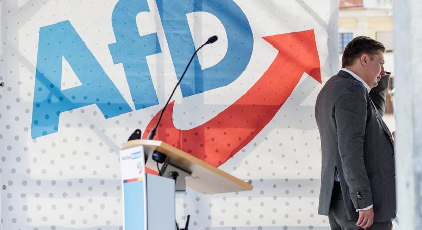 Moszkvának kémkedhet az AfD? Vádak kereszttüzében a párt parlamenti gyakorlata Németországban