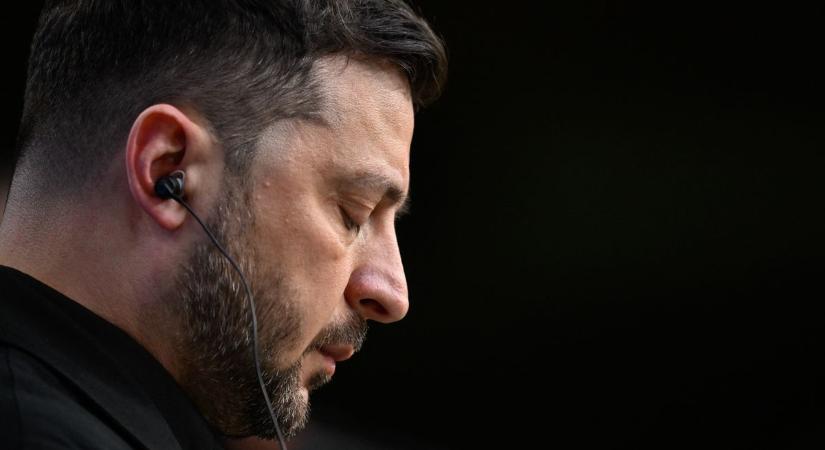 Trump úgy megvágta Zelenszkij zsebpénzét, hogy a korrupt holdudvarnak már egy ezüstvécére is alig futja