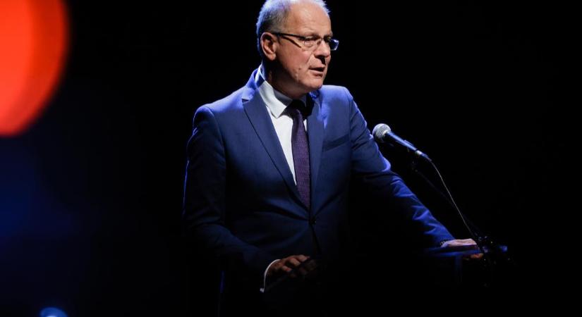 Konzultációt kezd a kormány az önkormányzati rendszer módosításáról