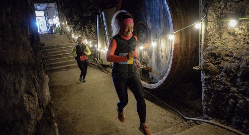 Idén is a pincékben égették a bejgli kalóriáit a hevesi községben