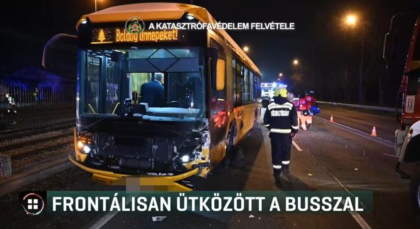 Súlyos buszbaleset a reptérre vezető úton