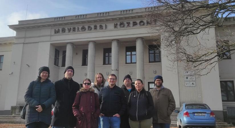 Rémet láttak, pincébe bújtak a bátor levéltárosok