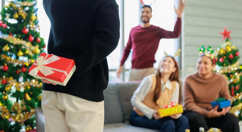 Papp Sándor Zsigmond: Barátok a fa alatt