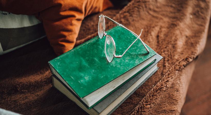 A szemhéja mozgatásával írt könyvet a húsz éve lebénult édesanya