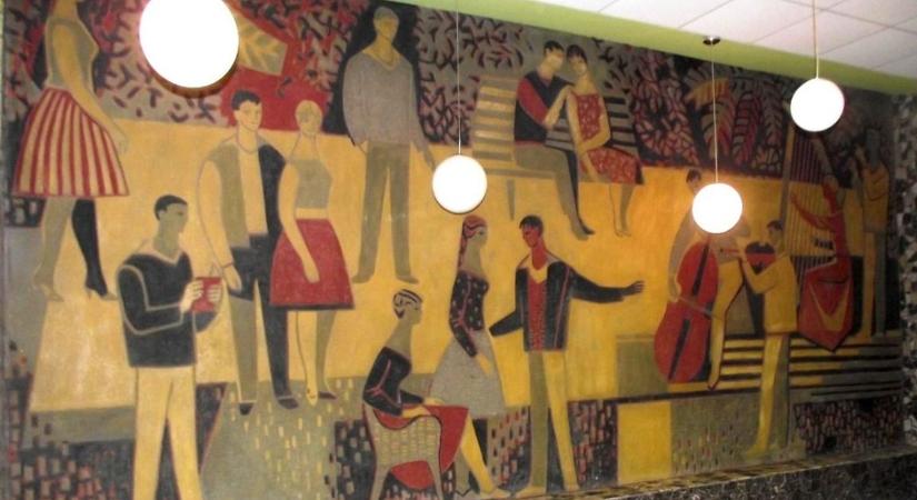 Újra kinyit a legendás szolnoki étterem, a híres vakolatképet is meghagyják benne