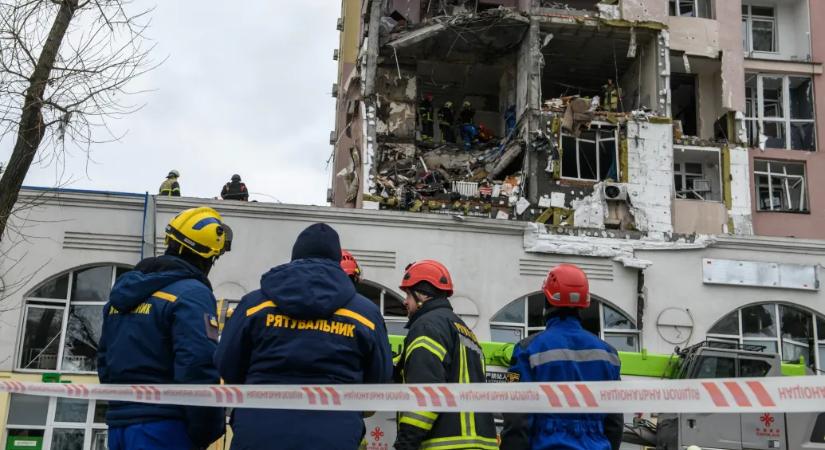 10 órán át bombázták az oroszok Kijevet