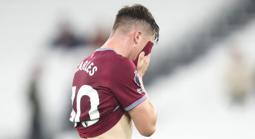 Könnyek között kért elnézést a PL-csapat játékosa a szurkolóktól