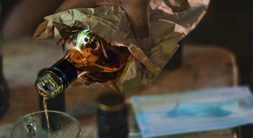 A Tisza megemelné a szeszes italok adóterhét – Az alkoholfogyasztás alig csökkenne