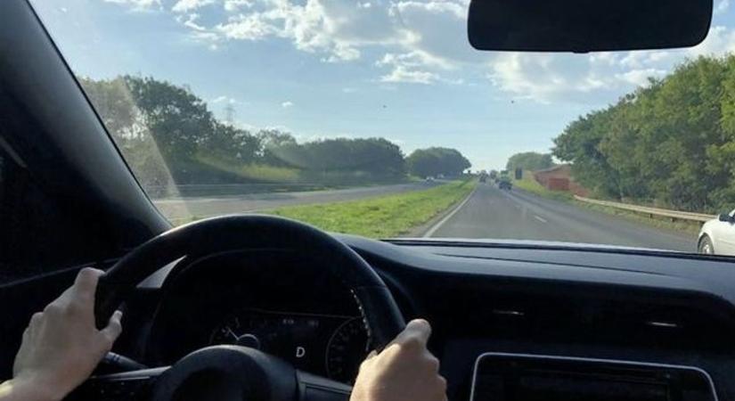 Jelentősen megváltozik a KRESZ 2026-tól, mutatjuk, miben lesz más