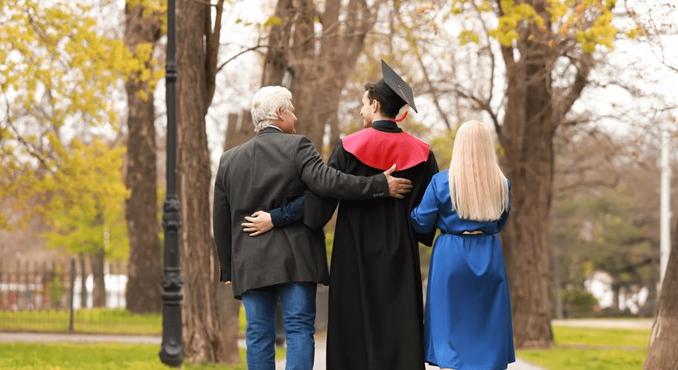 Intézményi pont járhat, ha családi kötődésünk az egyetemhez