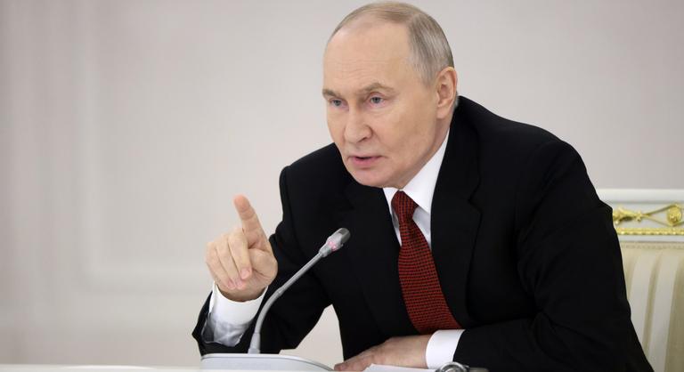 Vlagyimir Putyin lesöpört minden béketervet az asztalról, már nem hajlandó a kompromisszumra