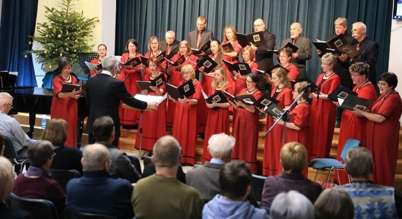 Huszonöt év harmóniában – jubileumát ünnepelte a Gagliarda kamarakórus (videó)