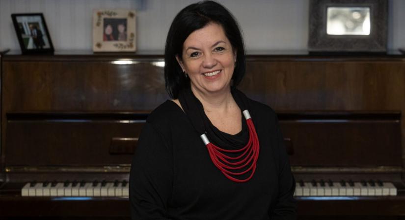 Galgóczy-Boros Dóra: Az együtt éneklés adománya az öröm