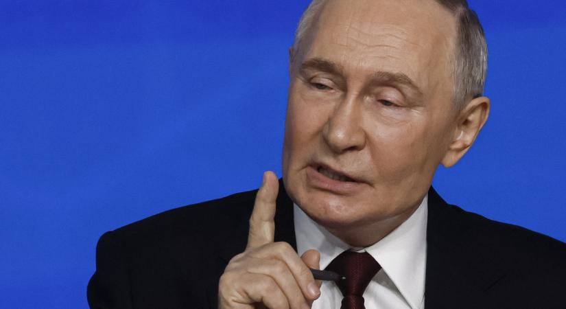 Üzent Putyin a vasárnapra tervezett Trump-Zelenszkij találkozó előtt