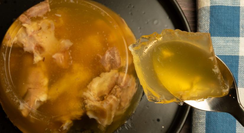 Így hoz szerencsét a kocsonya az új évben: mikor érdemes enni, és hogyan remegjen tökéletesen?