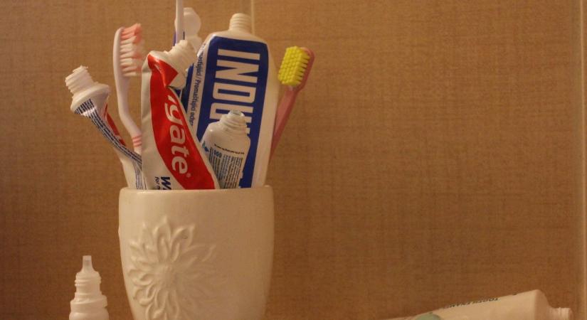 Tóth Ferenc: Párhuzamos világok