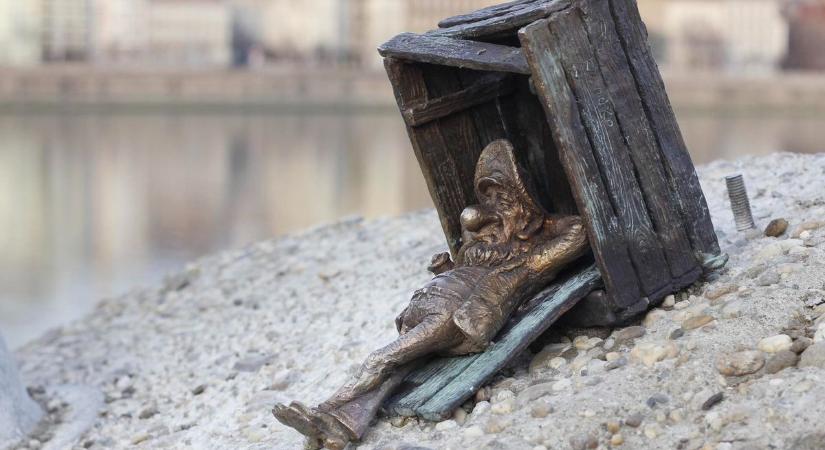 Piszkos Fred a Duna-parton tűnt fel