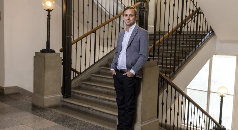 Őrsi Gergely nem hagyta szó nélkül a kormány „karácsonyi ajándékát”