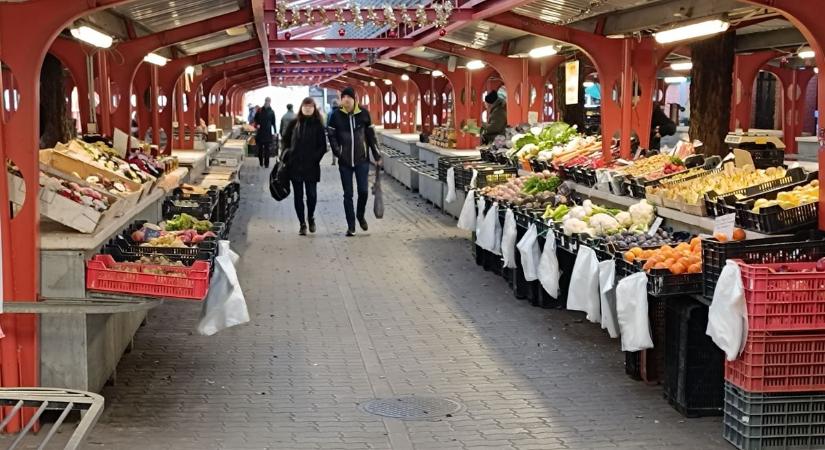 Karácsonyi utózöngések, év végi piaci nyitvatartás