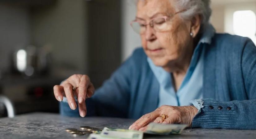 Erre szórták el a legtöbb pénzt a nyugdíjasok 2025-ben – így kerülhetik el 2026-ban