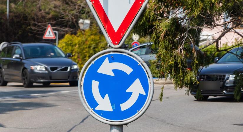 Ez lesz a legnagyobb változás az új KRESZ-ben, büntetni fog érte a rendőr