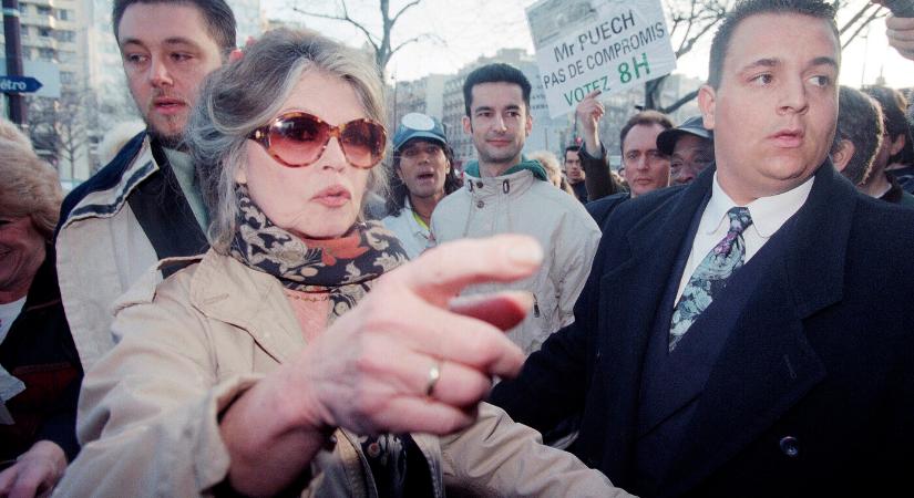 A szabadság jelképeként méltatták francia közéleti személyiségek Brigitte Bardot-t