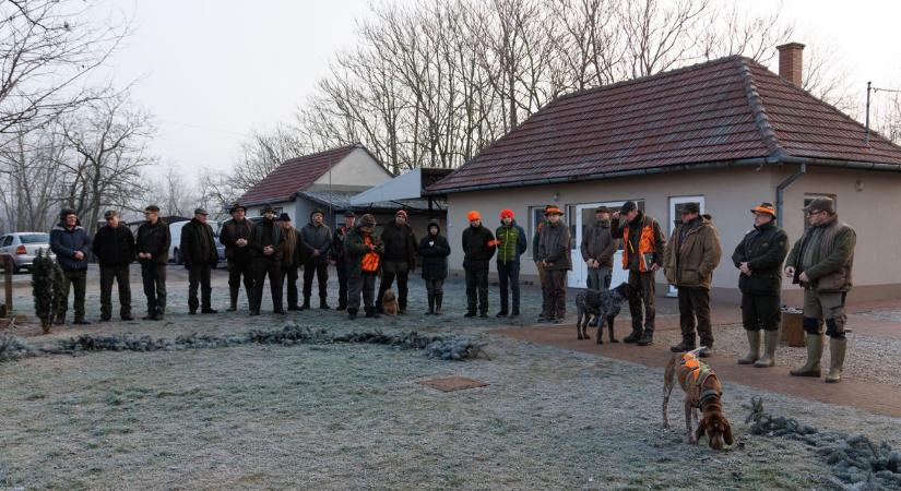 A vadászok ismét puskát ragadtak a jó cél érdekében – fotók