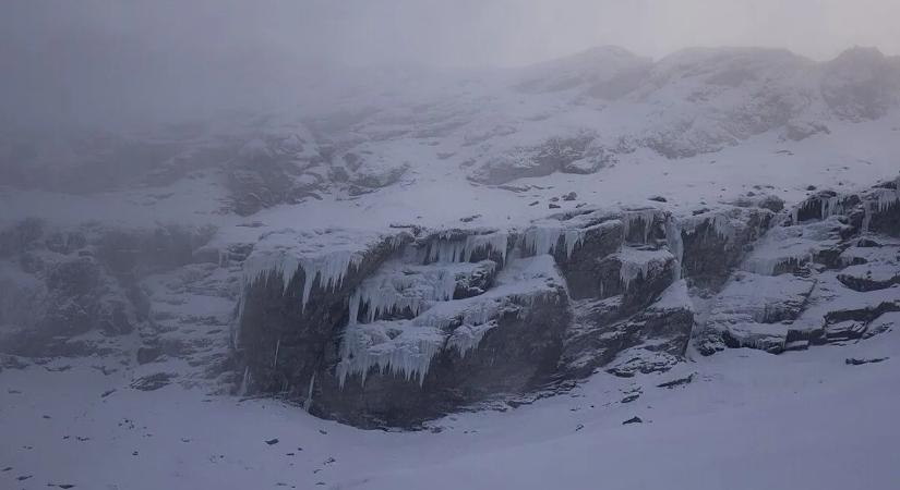 Elszabadult a pokoli szél a Fogarasi-havasokban: turisták rekedtek a hegyek között